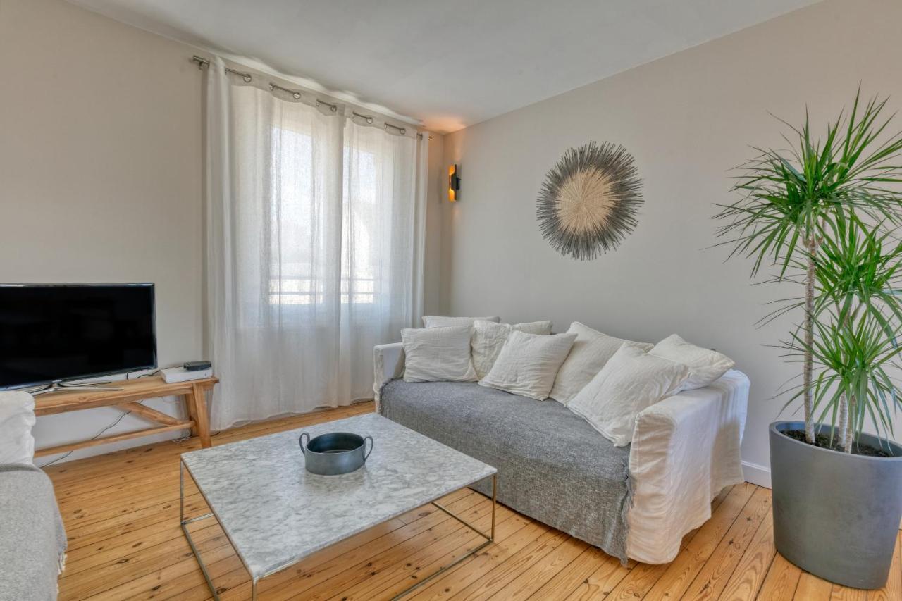 פורנישי Superbe Appartement Bord De Mer מראה חיצוני תמונה