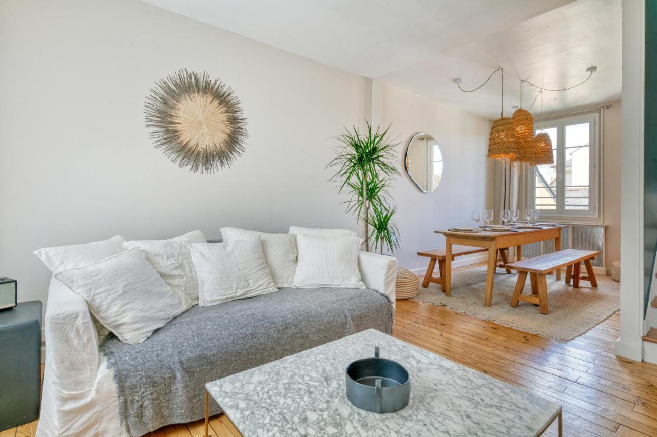 פורנישי Superbe Appartement Bord De Mer מראה חיצוני תמונה
